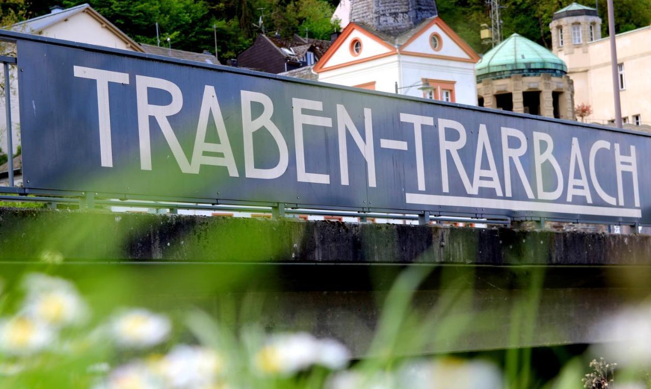Moselromance - Luxusapartment - Grosse Terrasse - Ruhige Lage Verbandsgemeinde Verbandsgemeinde Traben-Trarbach Buitenkant foto